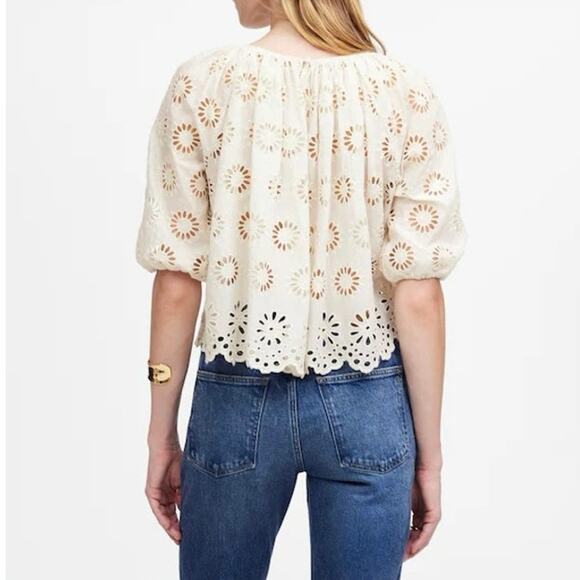 NWT Madewell Embroidered Shirred Puff-Sleeve Top In Floral Eyelet Ivory Medium - Picture 2 of 9